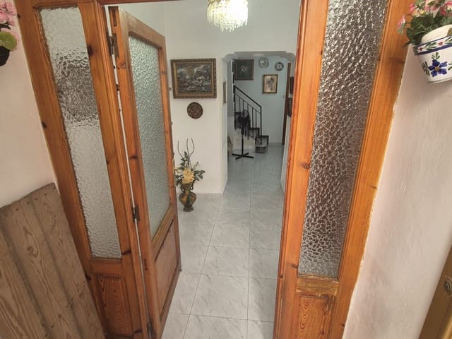 4 bedroom Townhouse for sale in Albanchez - € 80,000 (Ref: 9640740)