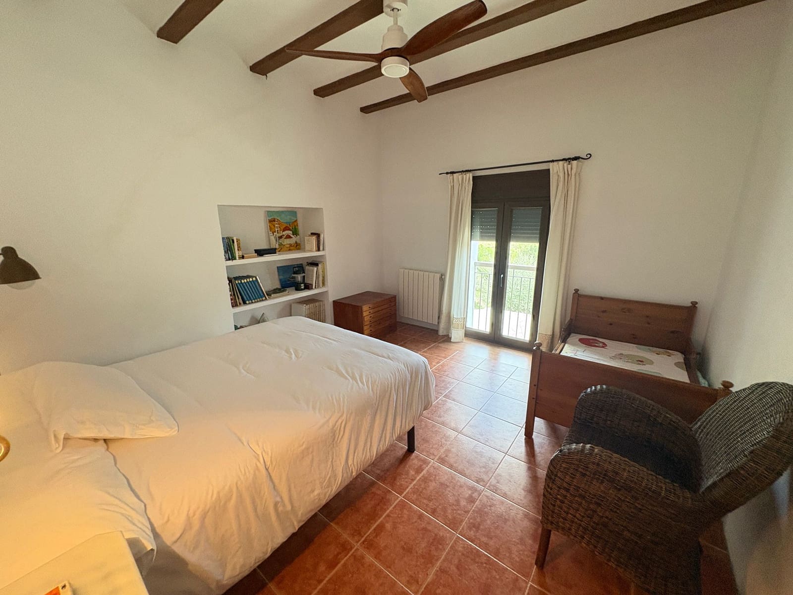 6 bedroom Finca/Country House for rent in Chercos with pool - € 1,600 (Ref: 9678127)