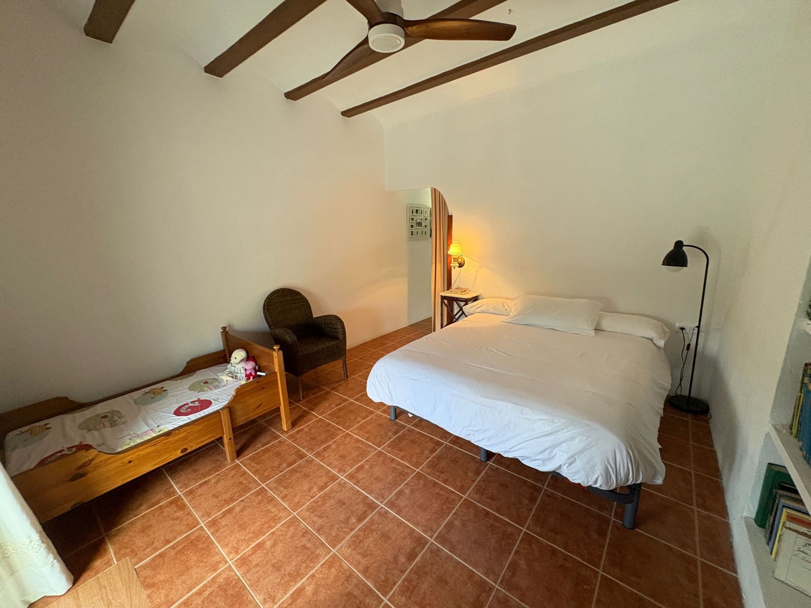 6 bedroom Finca/Country House for rent in Chercos with pool - € 1,600 (Ref: 9678127)