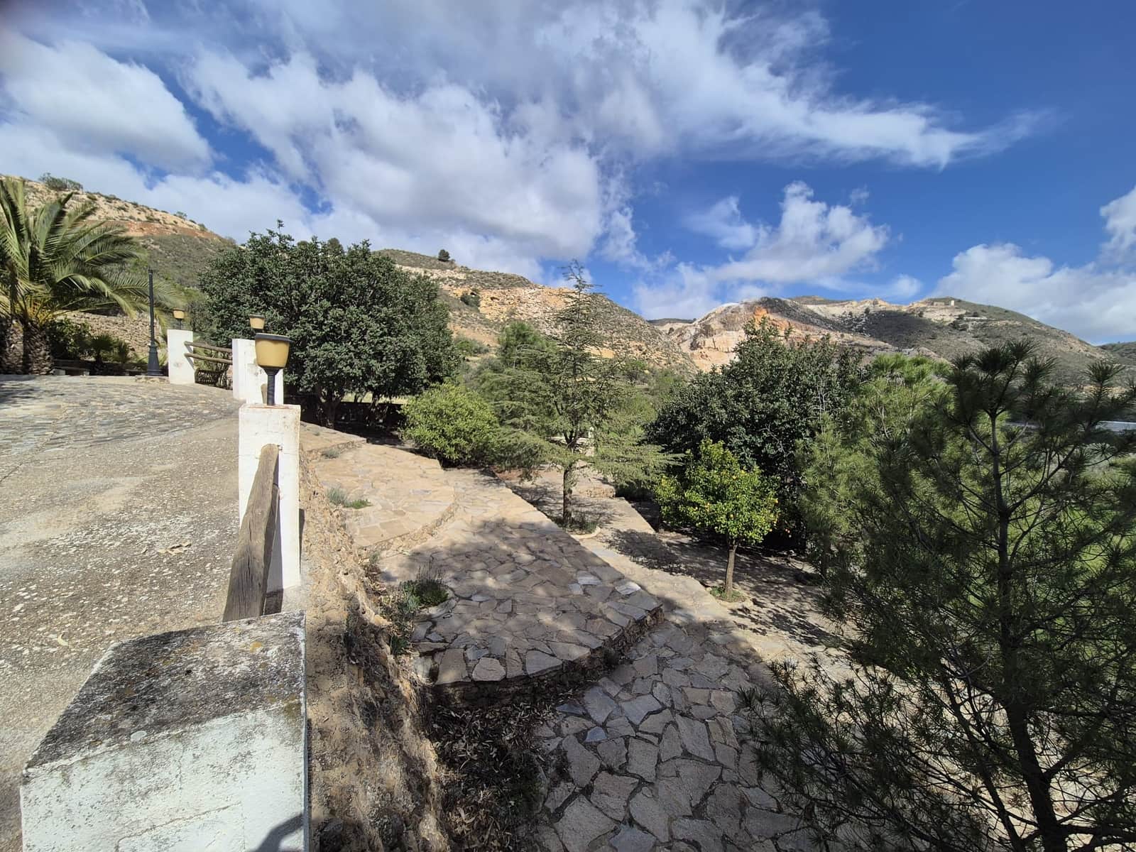 6 bedroom Finca/Country House for rent in Chercos with pool - € 1,600 (Ref: 9678127)