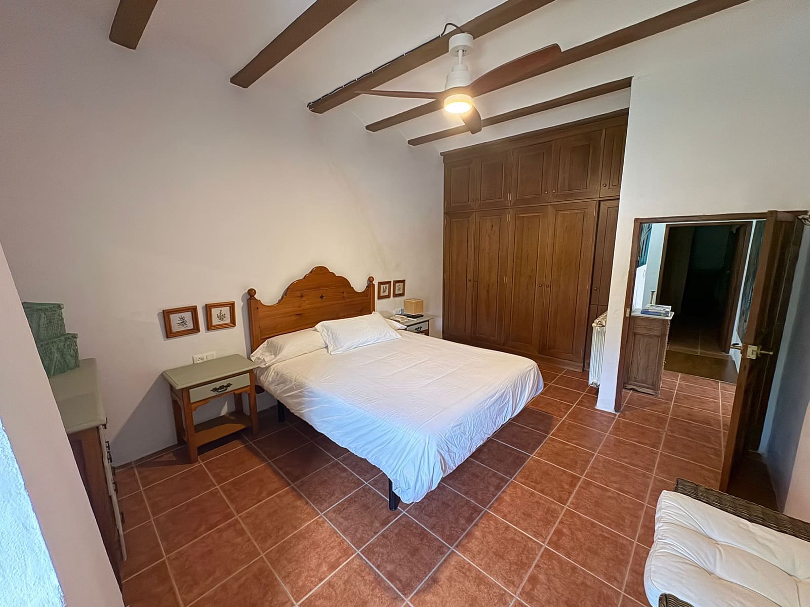 6 bedroom Finca/Country House for rent in Chercos with pool - € 1,600 (Ref: 9678127)