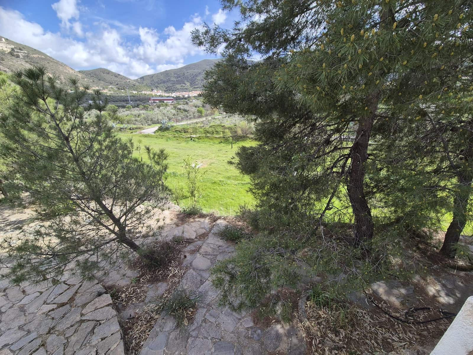 6 bedroom Finca/Country House for rent in Chercos with pool - € 1,600 (Ref: 9678127)