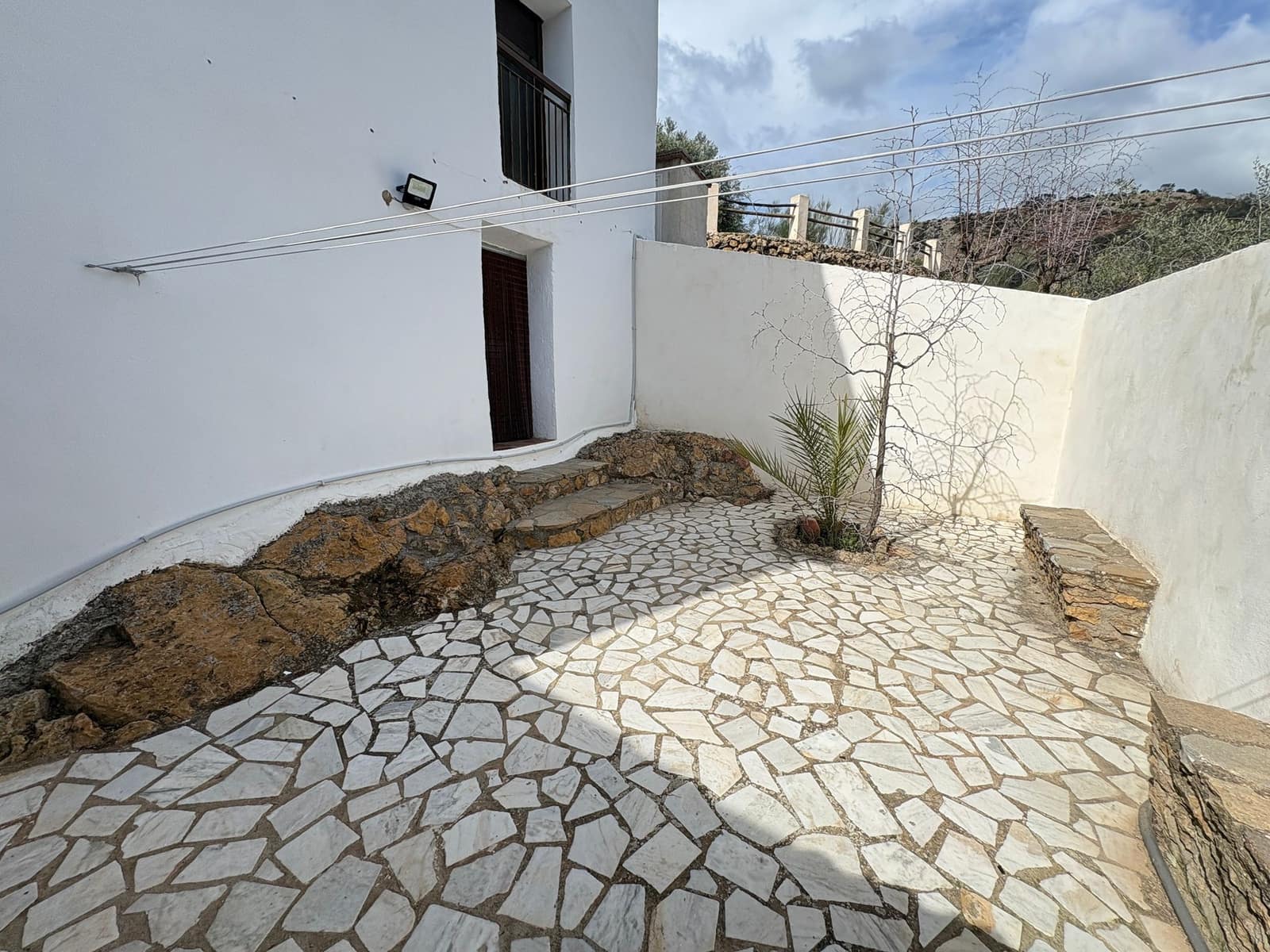 6 bedroom Finca/Country House for rent in Chercos with pool - € 1,600 (Ref: 9678127)