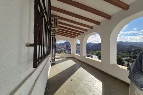 6 soveværelse Finca/Landehus til salg i Albanchez - € 120.000 (Ref: 9678137)