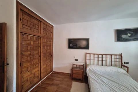 6 soveværelse Finca/Landehus til salg i Albanchez - € 120.000 (Ref: 9678137)