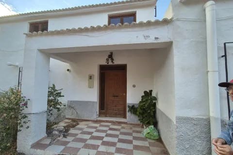 6 soveværelse Finca/Landehus til salg i Albanchez - € 120.000 (Ref: 9678137)