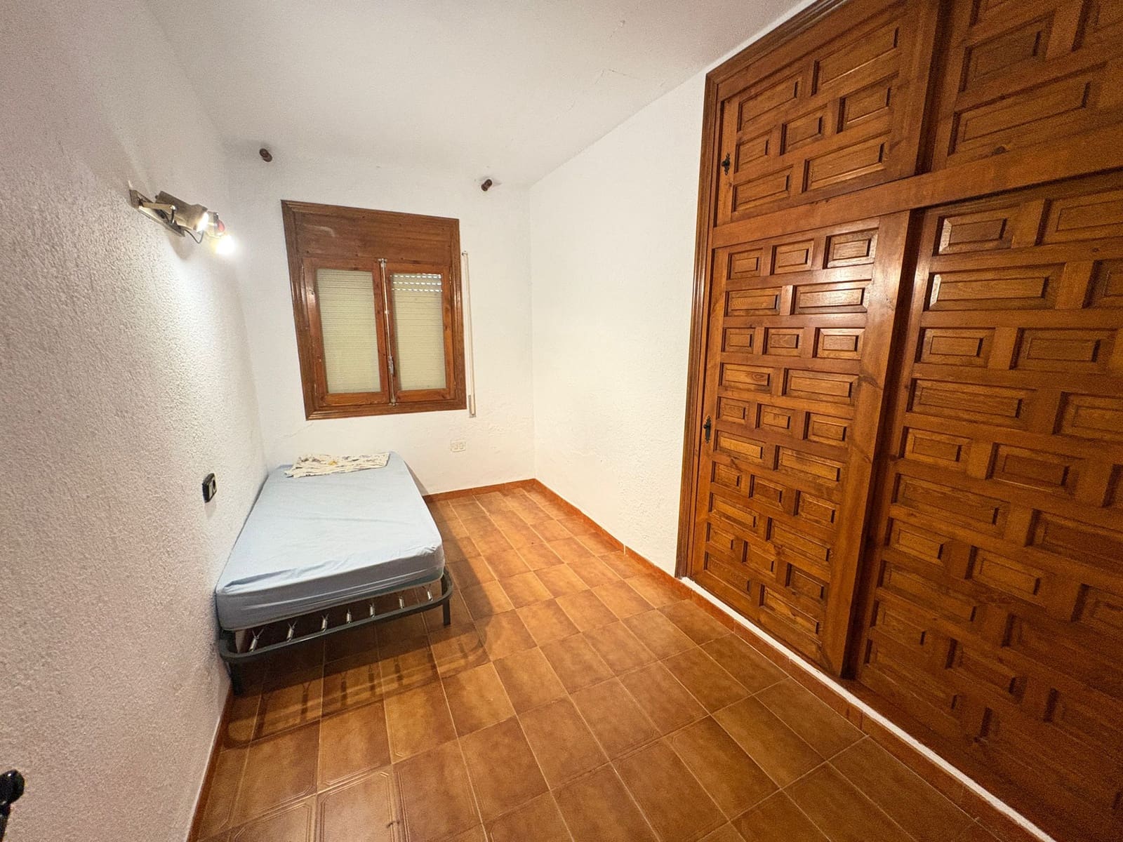 6 bedroom Finca/Country House for sale in Albanchez - € 120,000 (Ref: 9678137)