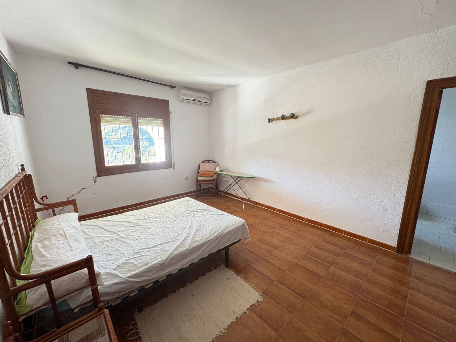 6 bedroom Finca/Country House for sale in Albanchez - € 120,000 (Ref: 9678137)