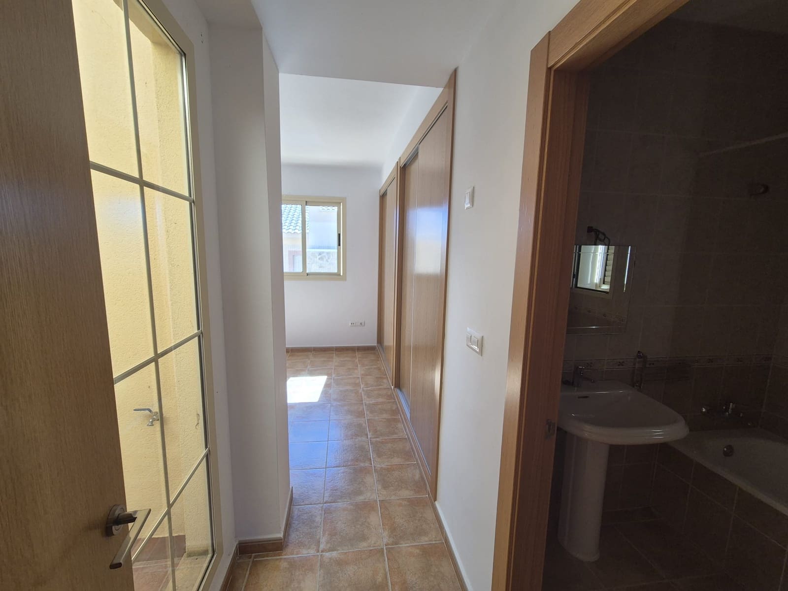 2 bedroom Semi-detached Villa for sale in Huercal-Overa with garage - € 165,000 (Ref: 9691477)