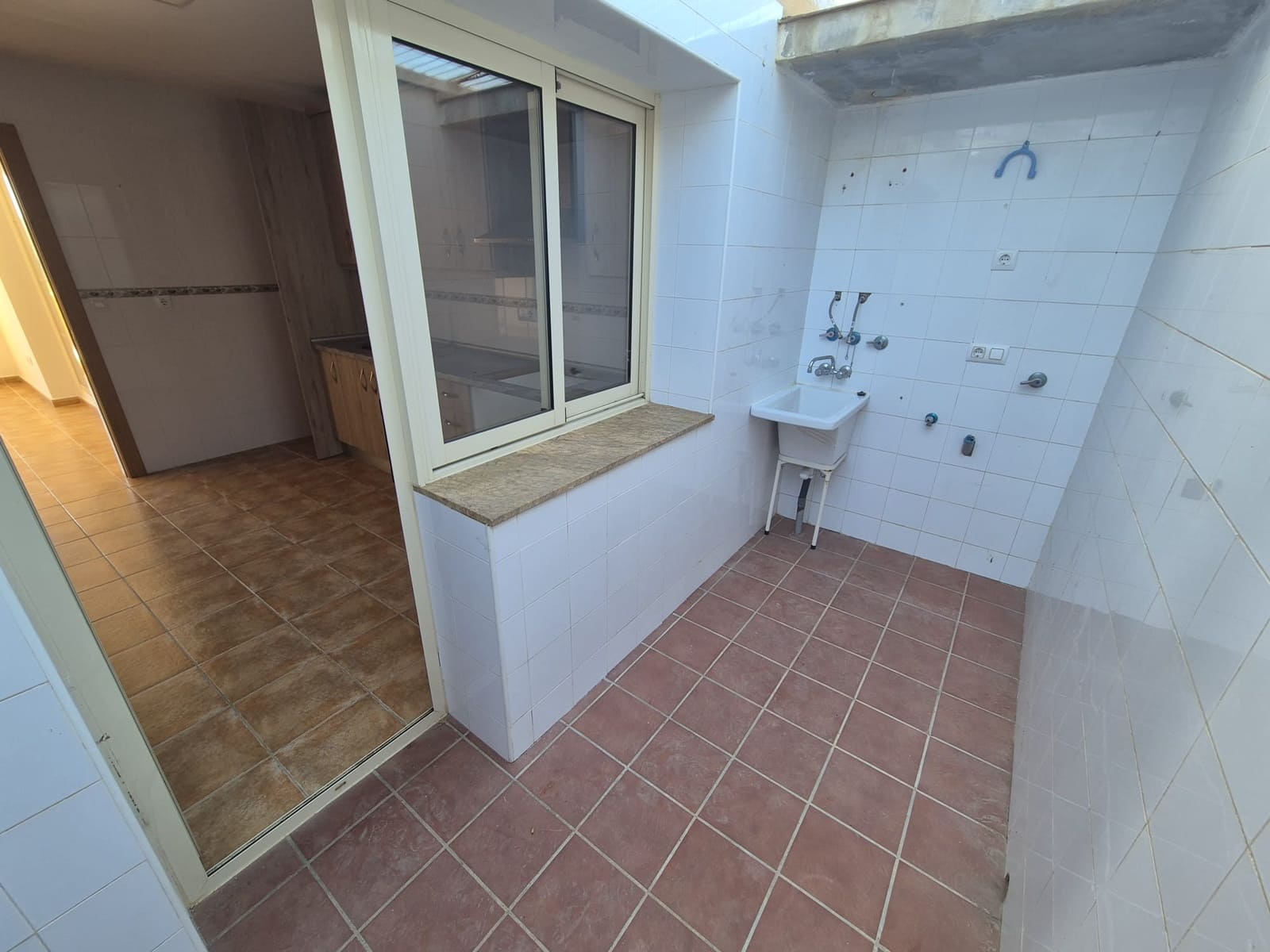 2 bedroom Semi-detached Villa for sale in Huercal-Overa with garage - € 165,000 (Ref: 9691477)