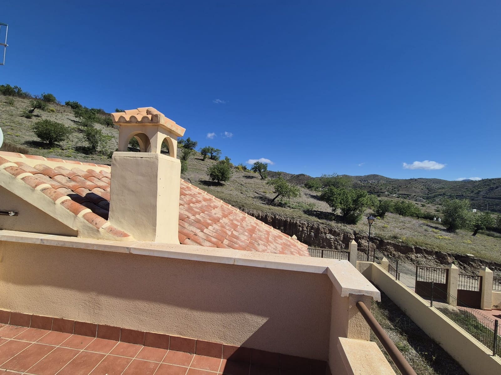 2 bedroom Semi-detached Villa for sale in Huercal-Overa with garage - € 165,000 (Ref: 9691477)