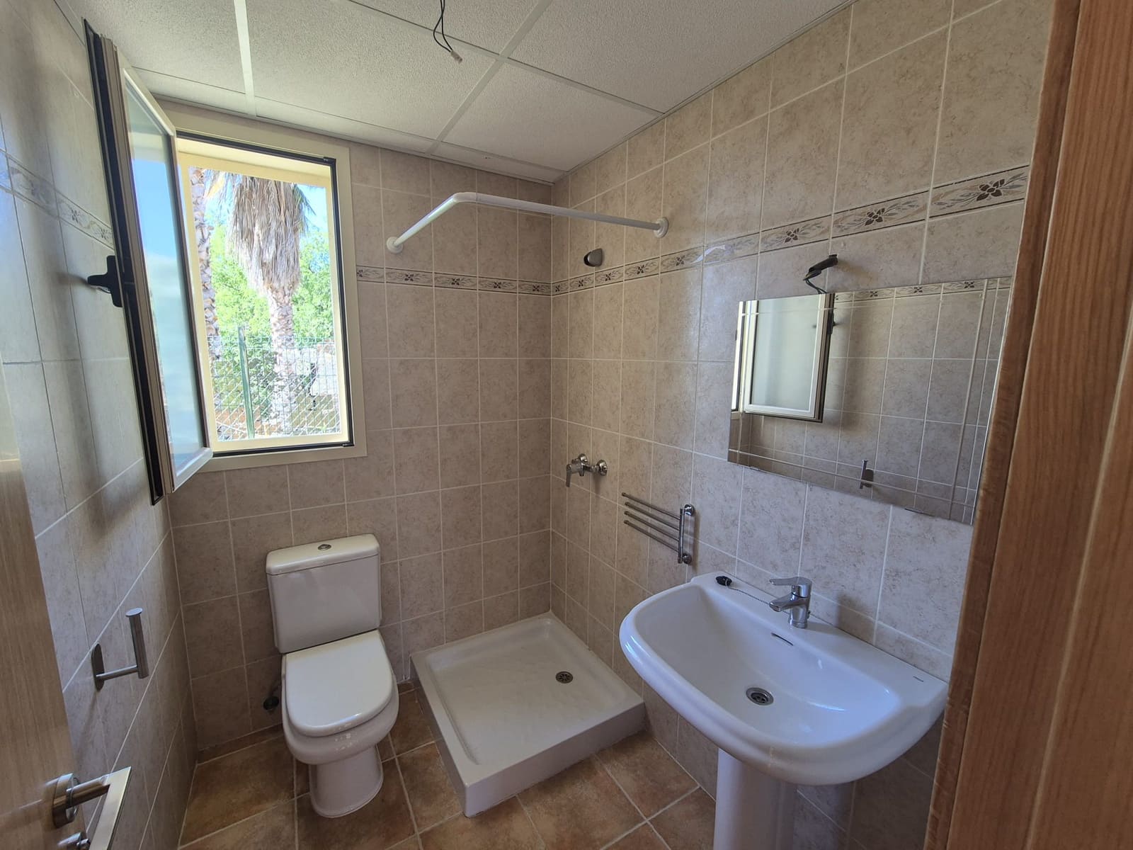 2 bedroom Semi-detached Villa for sale in Huercal-Overa with garage - € 165,000 (Ref: 9691477)