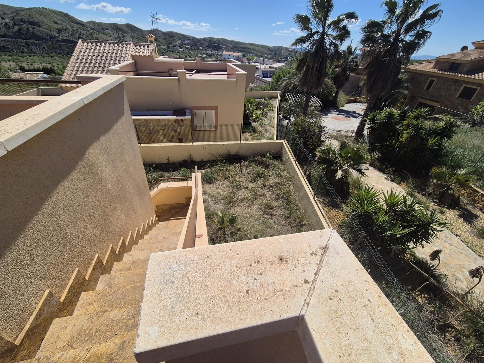 2 bedroom Semi-detached Villa for sale in Huercal-Overa with garage - € 165,000 (Ref: 9691477)