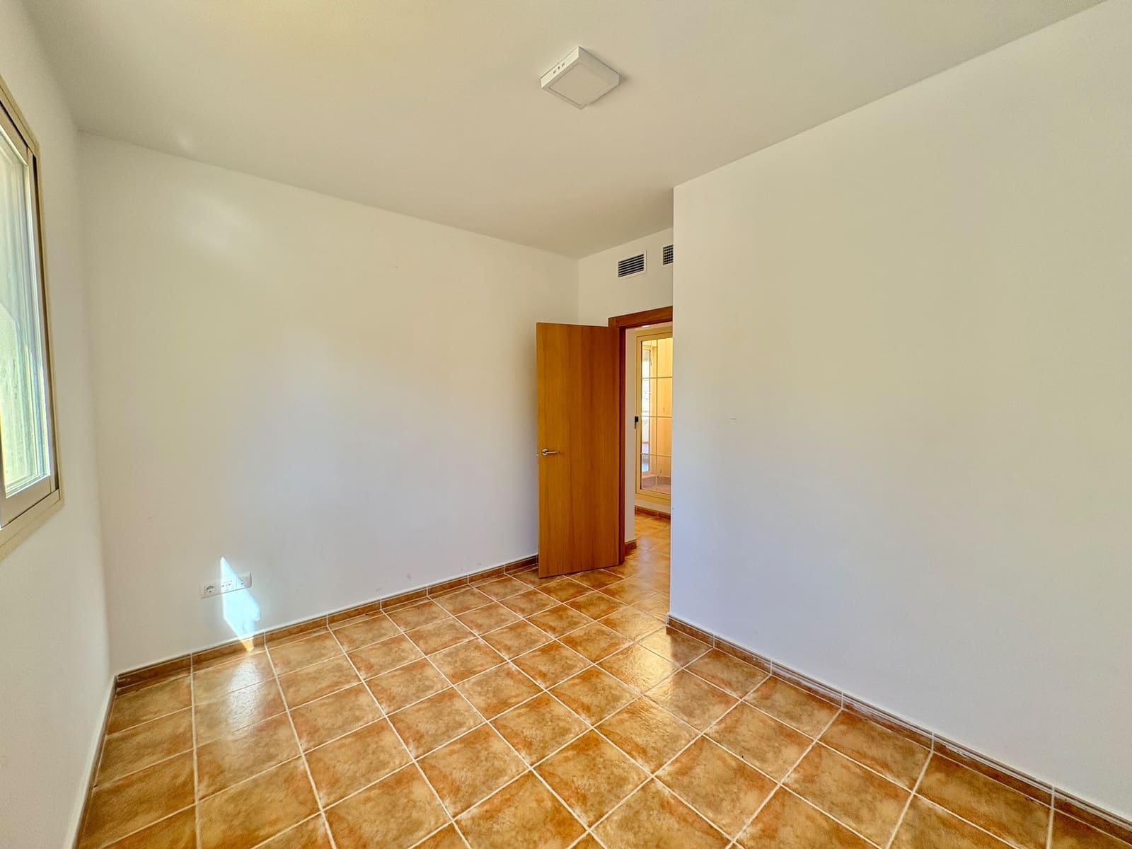 2 sovrum Semi-fristående Villa till salu i Huercal-Overa med garage - 165 000 € (Ref: 9691477)