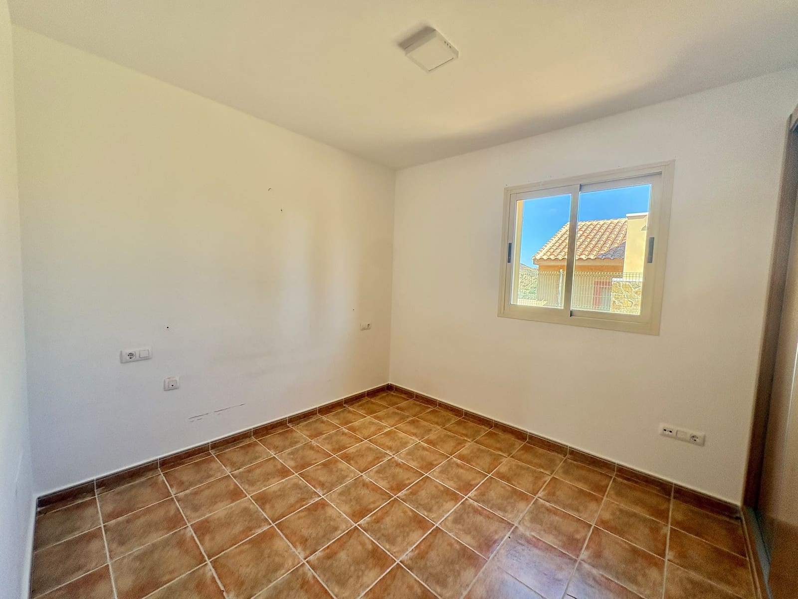 2 sovrum Semi-fristående Villa till salu i Huercal-Overa med garage - 165 000 € (Ref: 9691477)