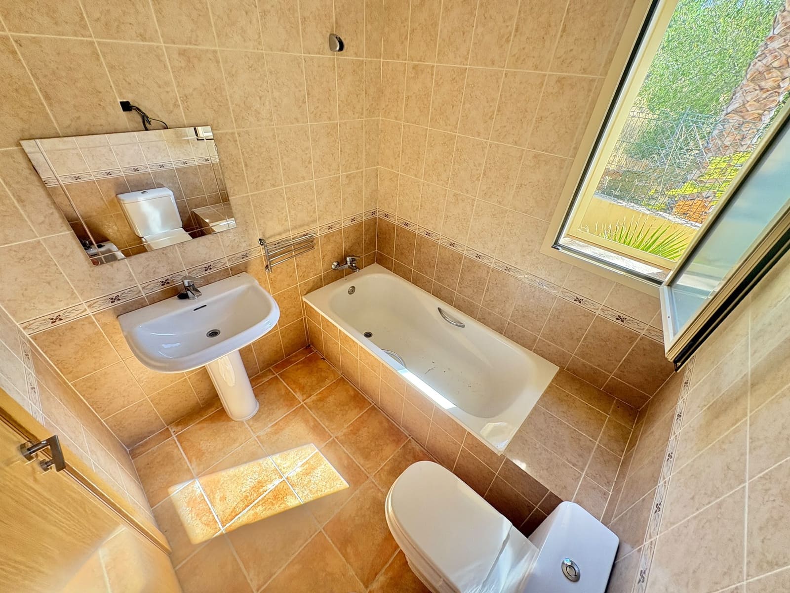 2 sovrum Semi-fristående Villa till salu i Huercal-Overa med garage - 165 000 € (Ref: 9691477)