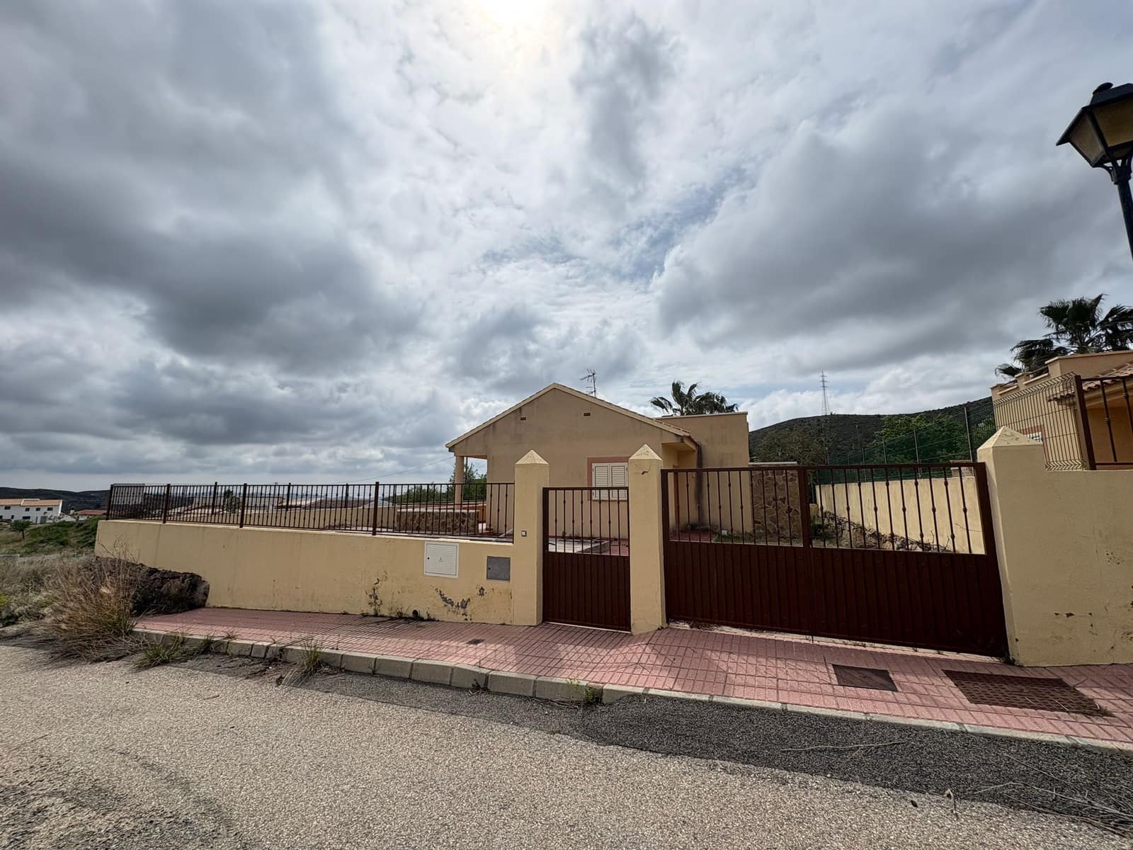 3 bedroom Semi-detached Villa for sale in Huercal-Overa with pool - € 199,000 (Ref: 9691501)