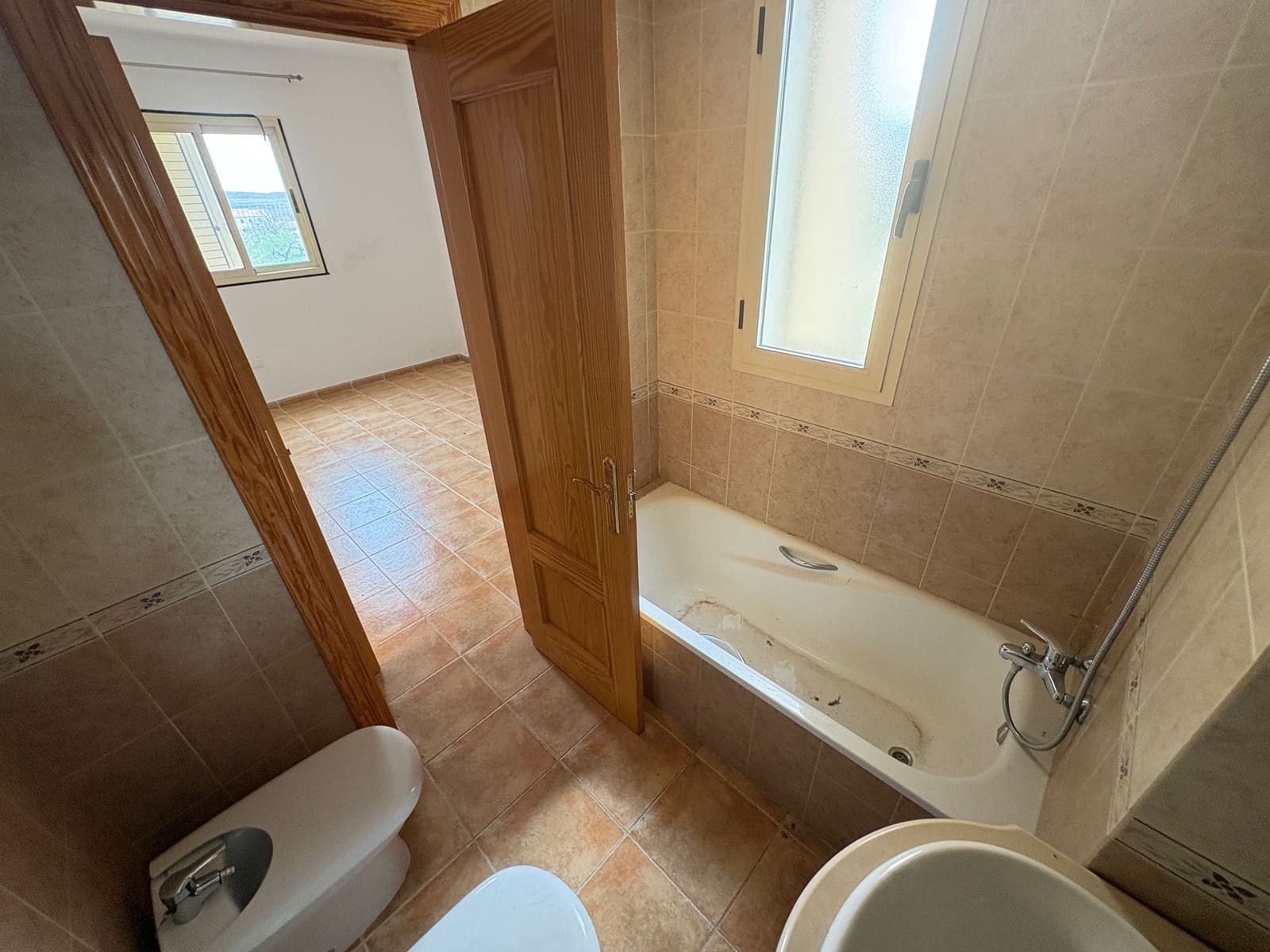 3 bedroom Semi-detached Villa for sale in Huercal-Overa with pool - € 199,000 (Ref: 9691501)