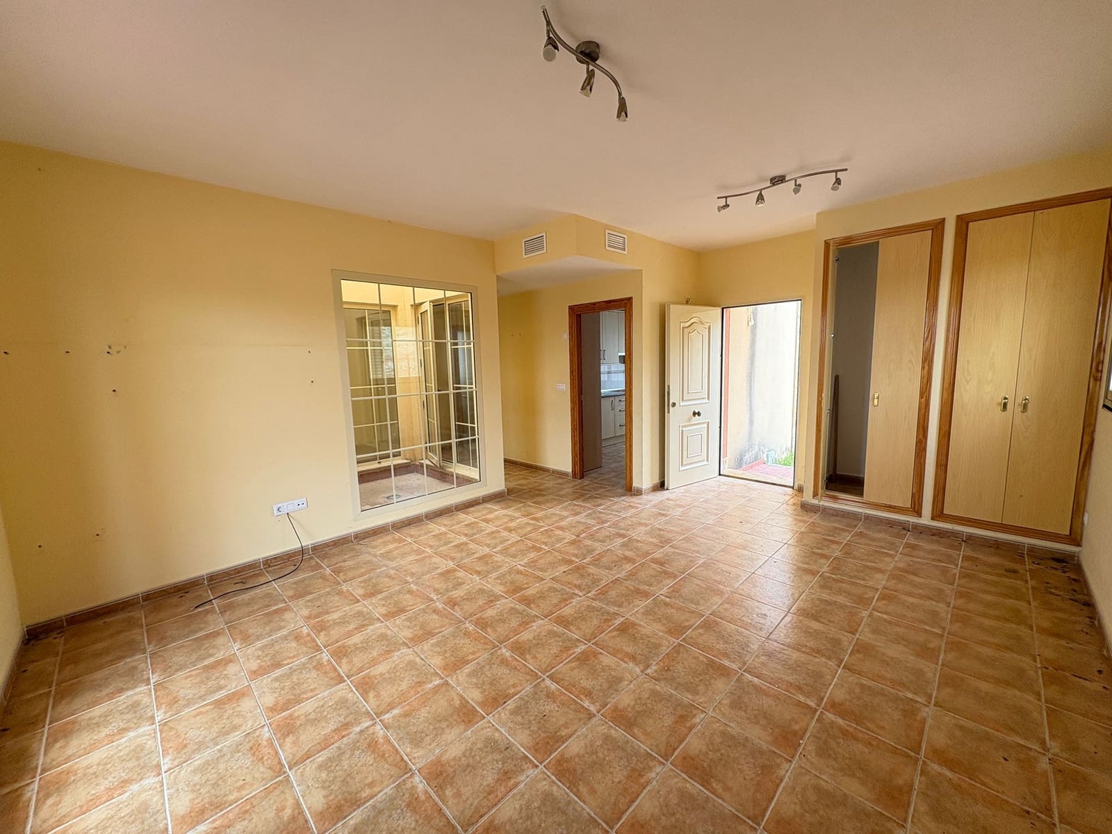 3 bedroom Semi-detached Villa for sale in Huercal-Overa with pool - € 199,000 (Ref: 9691501)