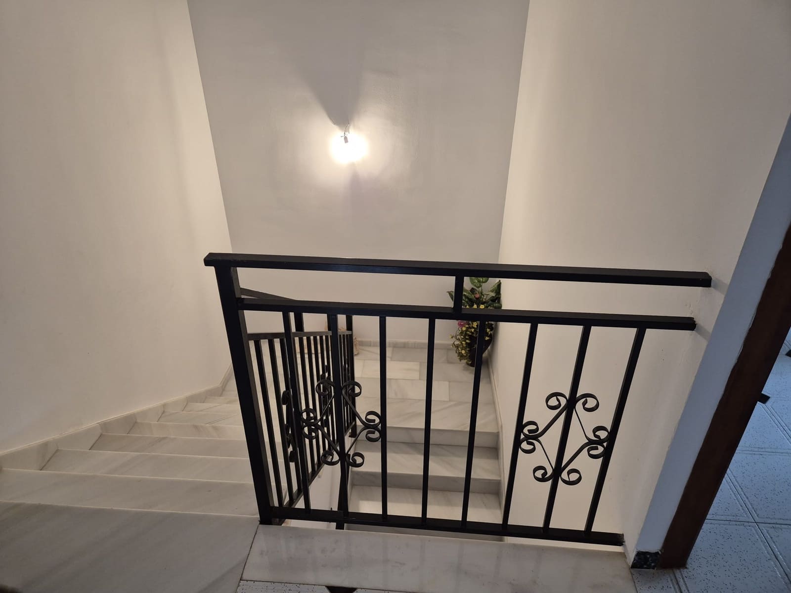 5 bedroom Townhouse for sale in Chercos - € 80,000 (Ref: 9720400)