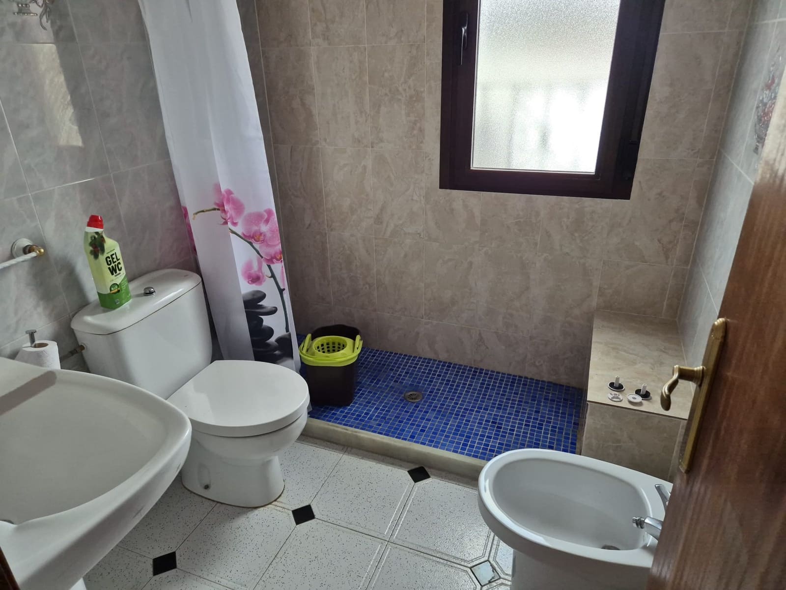 5 bedroom Townhouse for sale in Chercos - € 80,000 (Ref: 9720400)