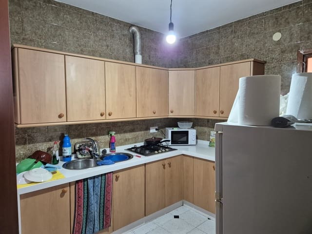 Casa de 5 habitaciones en Chercos en venta - 80.000 € (Ref: 9720400)