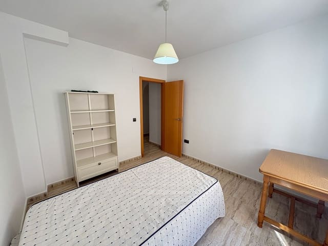 4 camera da letto Appartamento da affittare in Albox con garage - 600 € (Rif: 9720406)