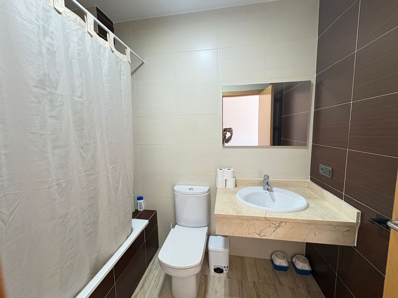 4 bedroom Apartment for rent in Albox with garage - € 600 (Ref: 9720406)