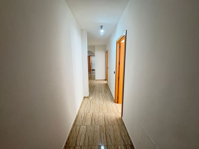 4 camera da letto Appartamento da affittare in Albox con garage - 600 € (Rif: 9720406)