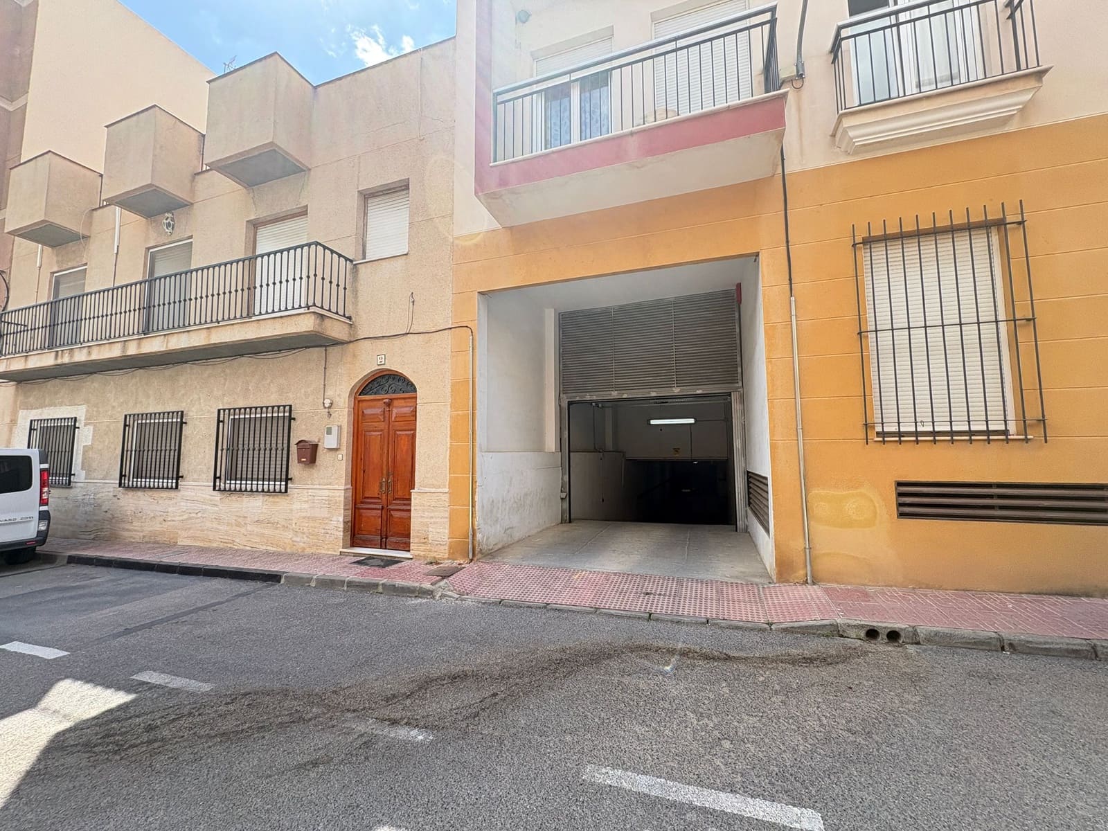 4 bedroom Apartment for rent in Albox with garage - € 600 (Ref: 9720406)