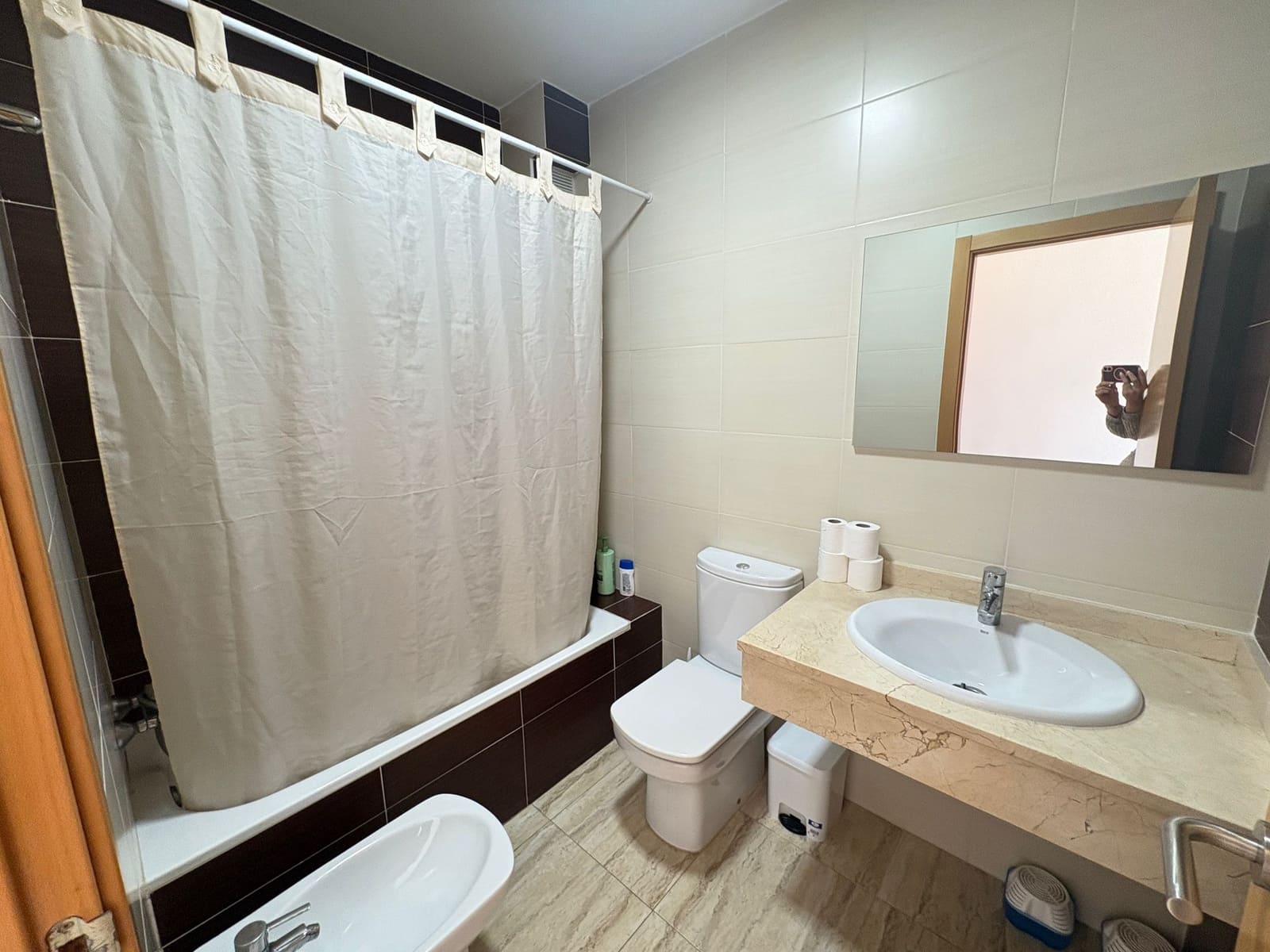 4 bedroom Apartment for rent in Albox with garage - € 600 (Ref: 9720406)