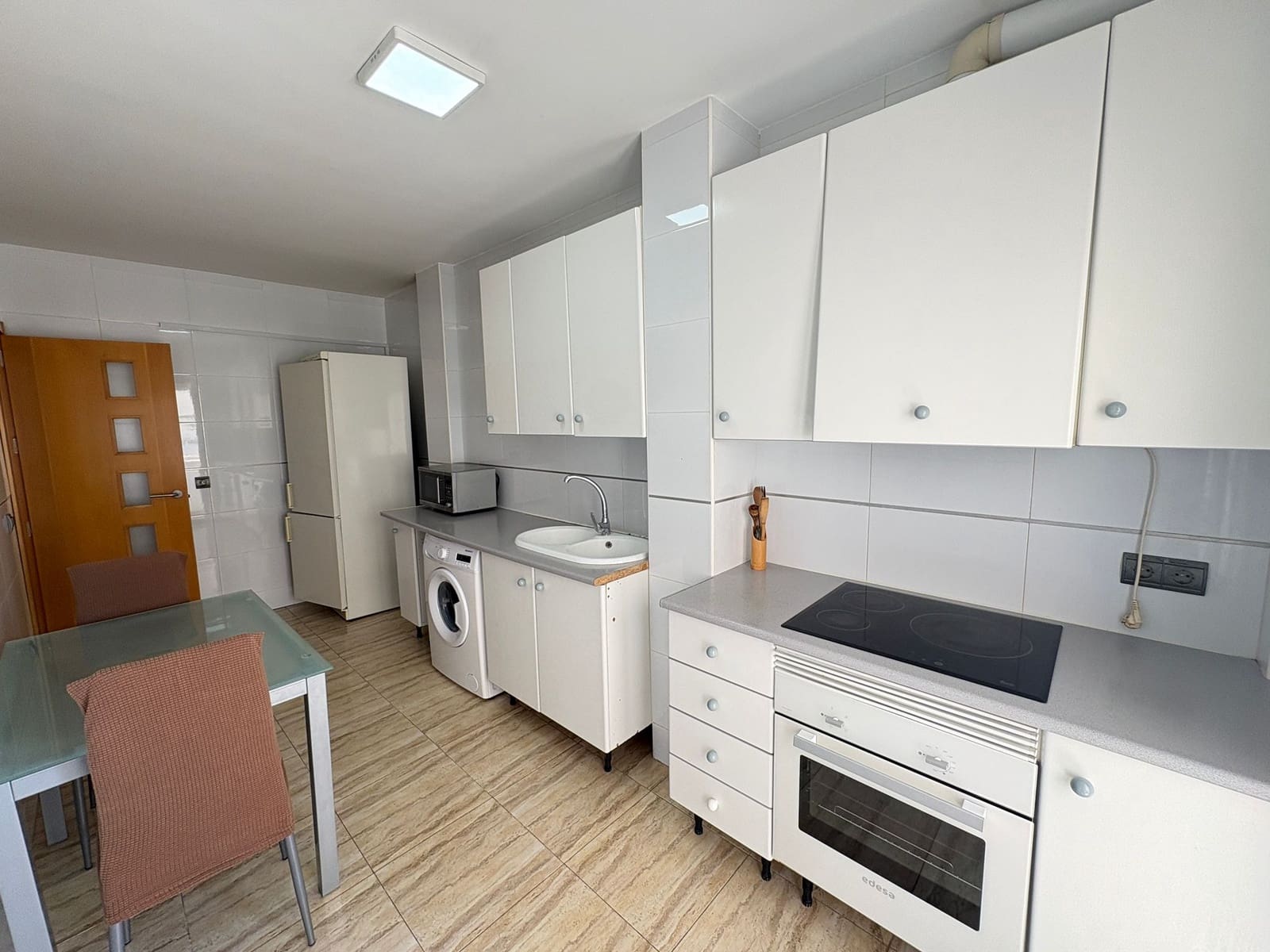 4 bedroom Apartment for rent in Albox with garage - € 600 (Ref: 9720406)