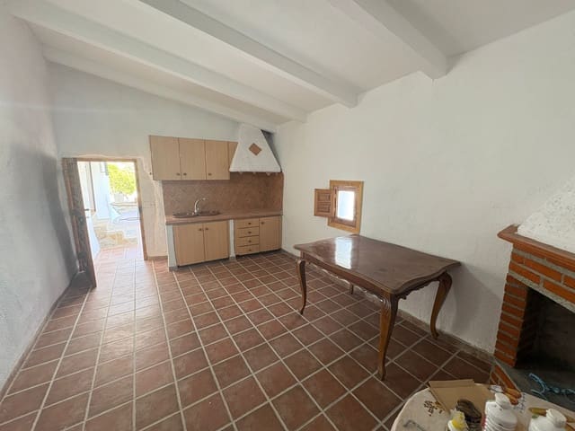 4 bedroom Finca/Country House for rent in Lúcar - € 1,000 (Ref: 9733228)
