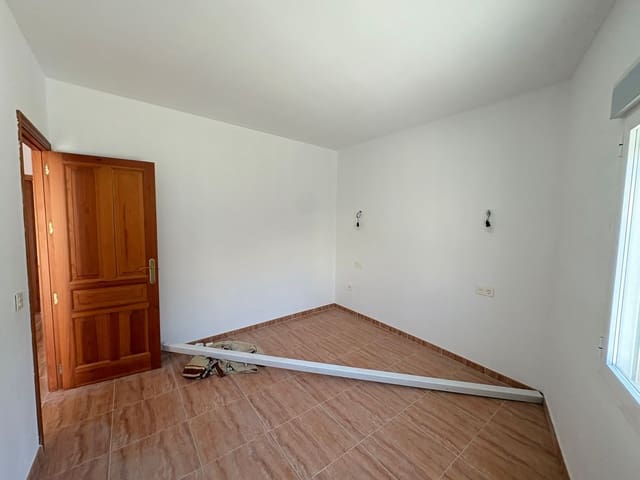 4 Zimmer Haus zu vermieten in Lúcar - 800 € (Ref: 9733230)