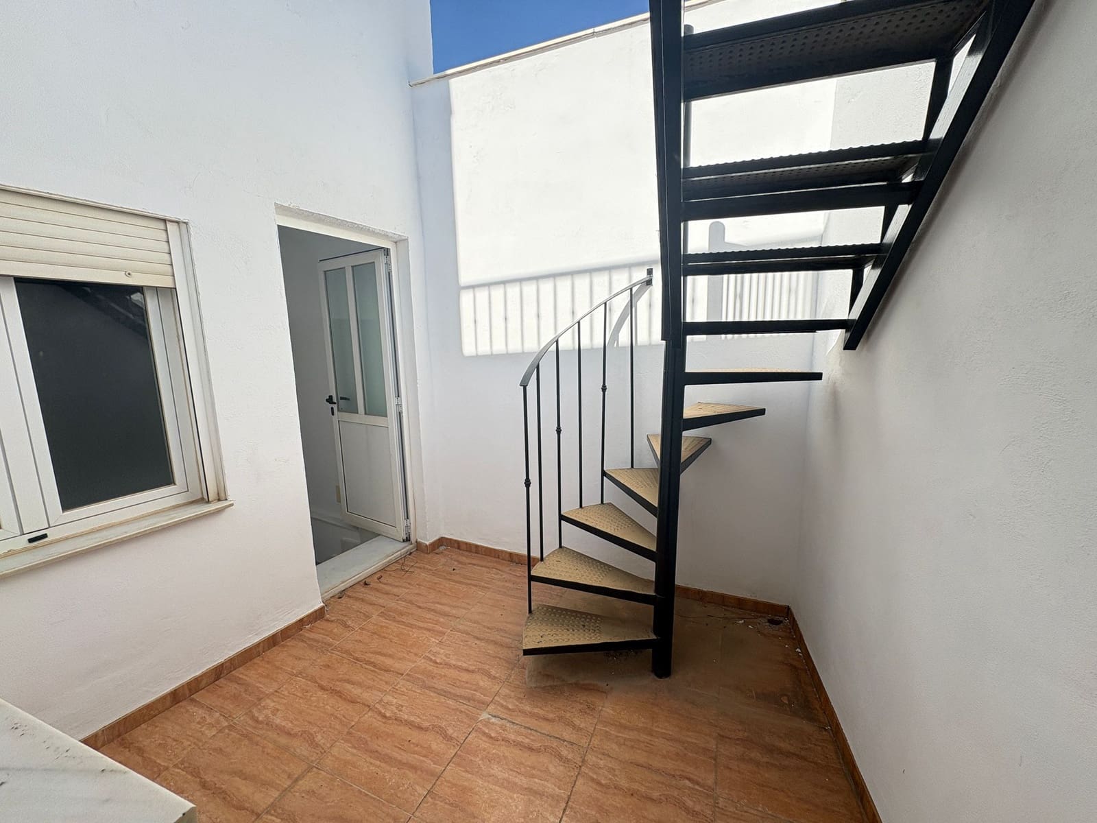 4 Zimmer Haus zu vermieten in Lucar - 800 € (Ref: 9733230)