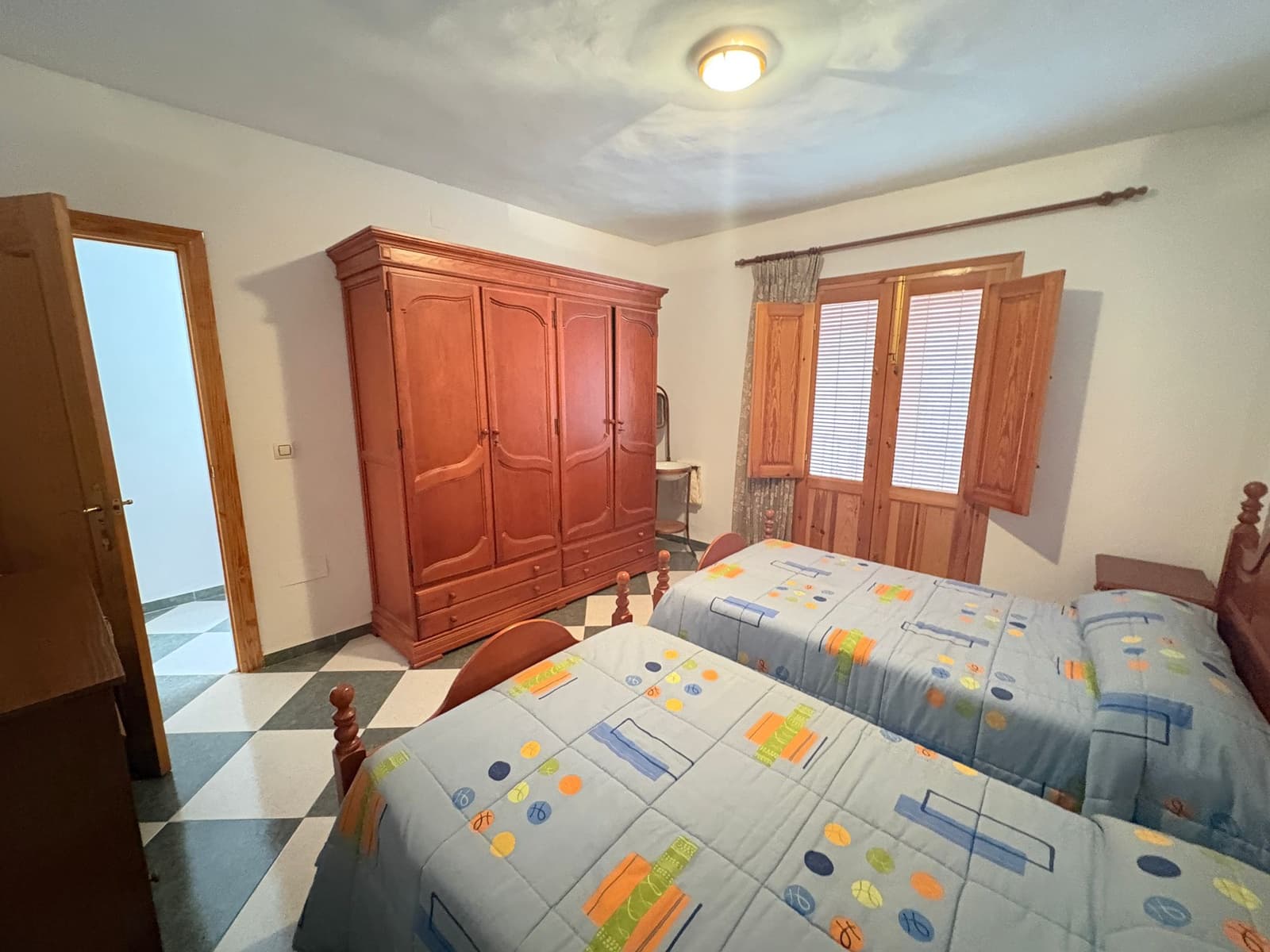 6 bedroom Townhouse for sale in Albanchez - € 93,000 (Ref: 9823114)