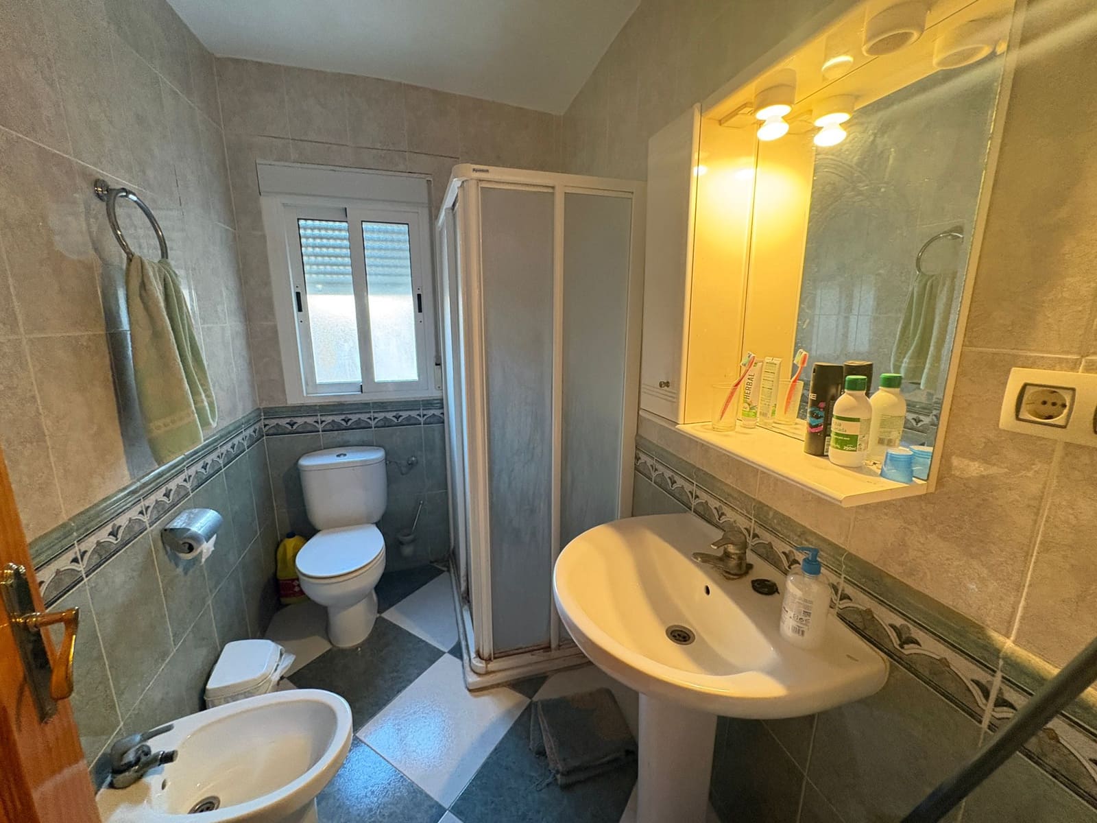 6 bedroom Townhouse for sale in Albanchez - € 93,000 (Ref: 9823114)
