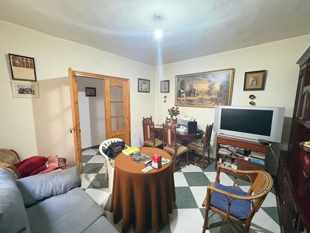 6 soveværelse Byhus til salg i Albanchez - € 93.000 (Ref: 9823114)