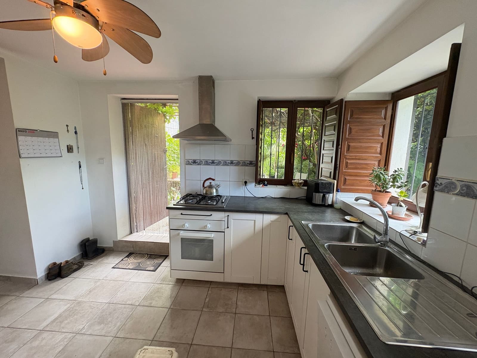 3 bedroom Finca/Country House for sale in Albanchez - € 111,000 (Ref: 9829731)