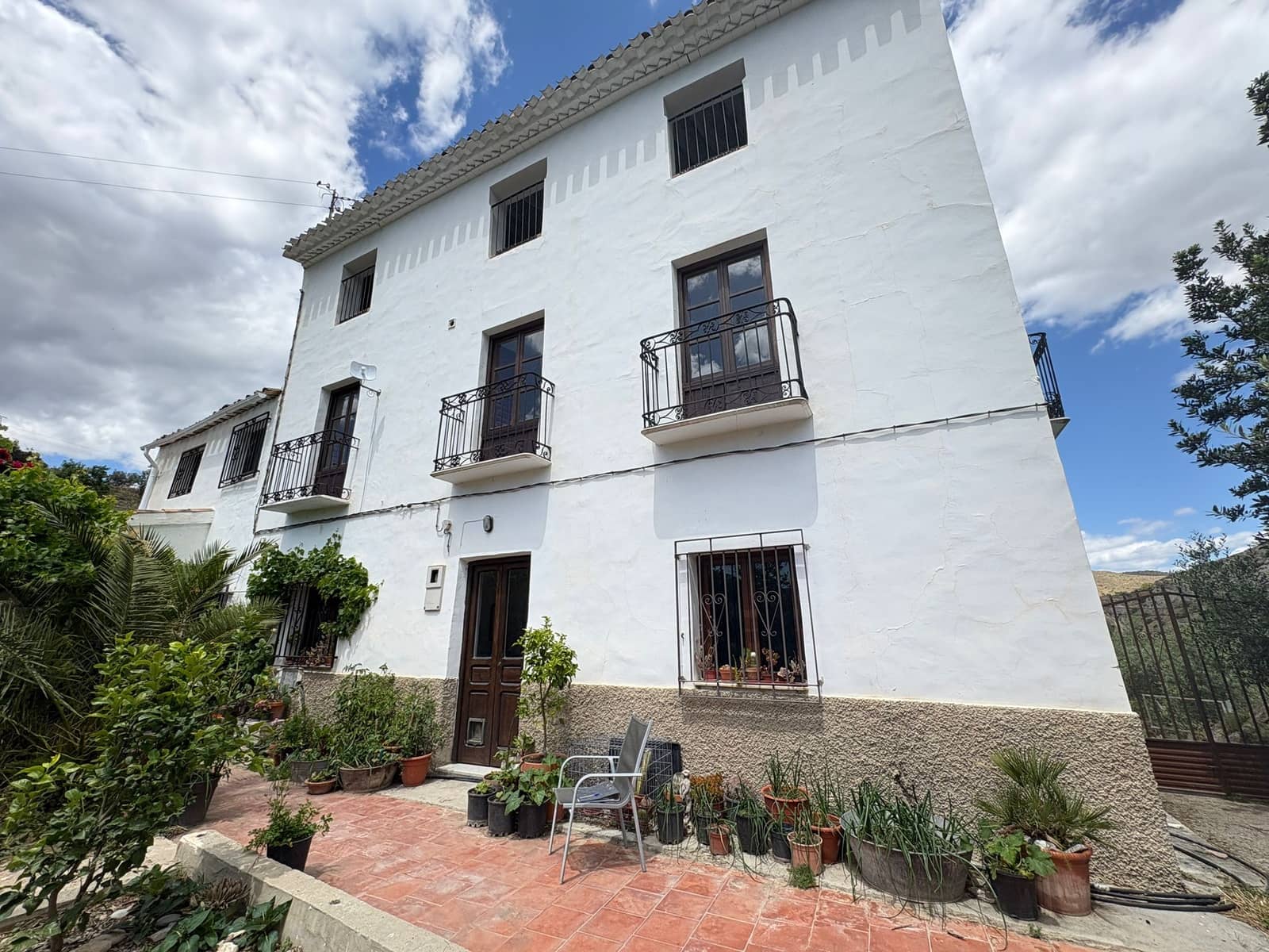 3 bedroom Finca/Country House for sale in Albanchez - € 111,000 (Ref: 9829731)