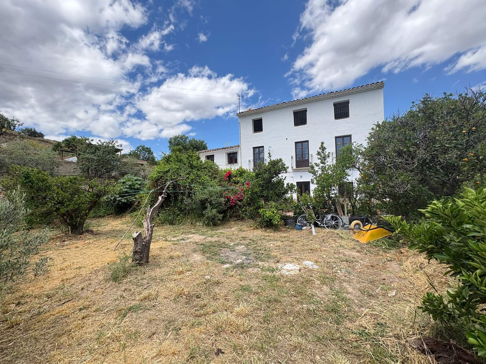 3 bedroom Finca/Country House for sale in Albanchez - € 111,000 (Ref: 9829731)