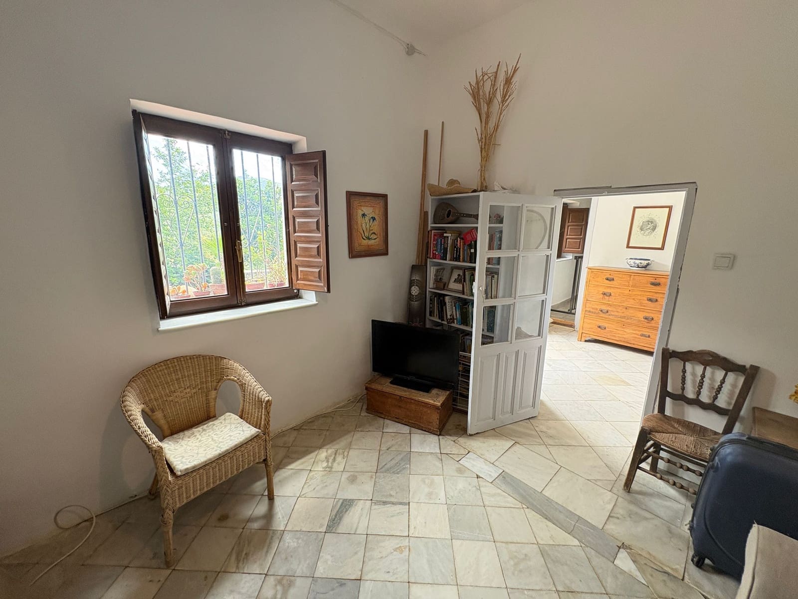 3 bedroom Finca/Country House for sale in Albanchez - € 111,000 (Ref: 9829731)