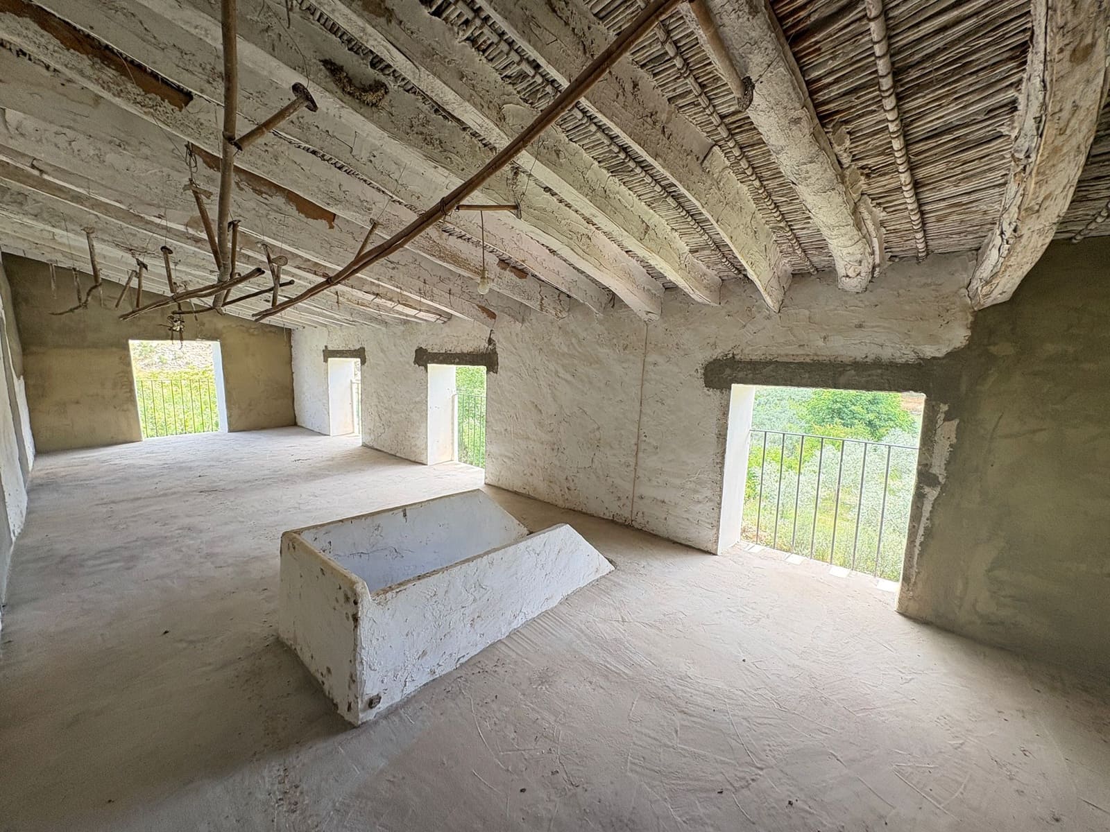 3 bedroom Finca/Country House for sale in Albanchez - € 111,000 (Ref: 9829731)