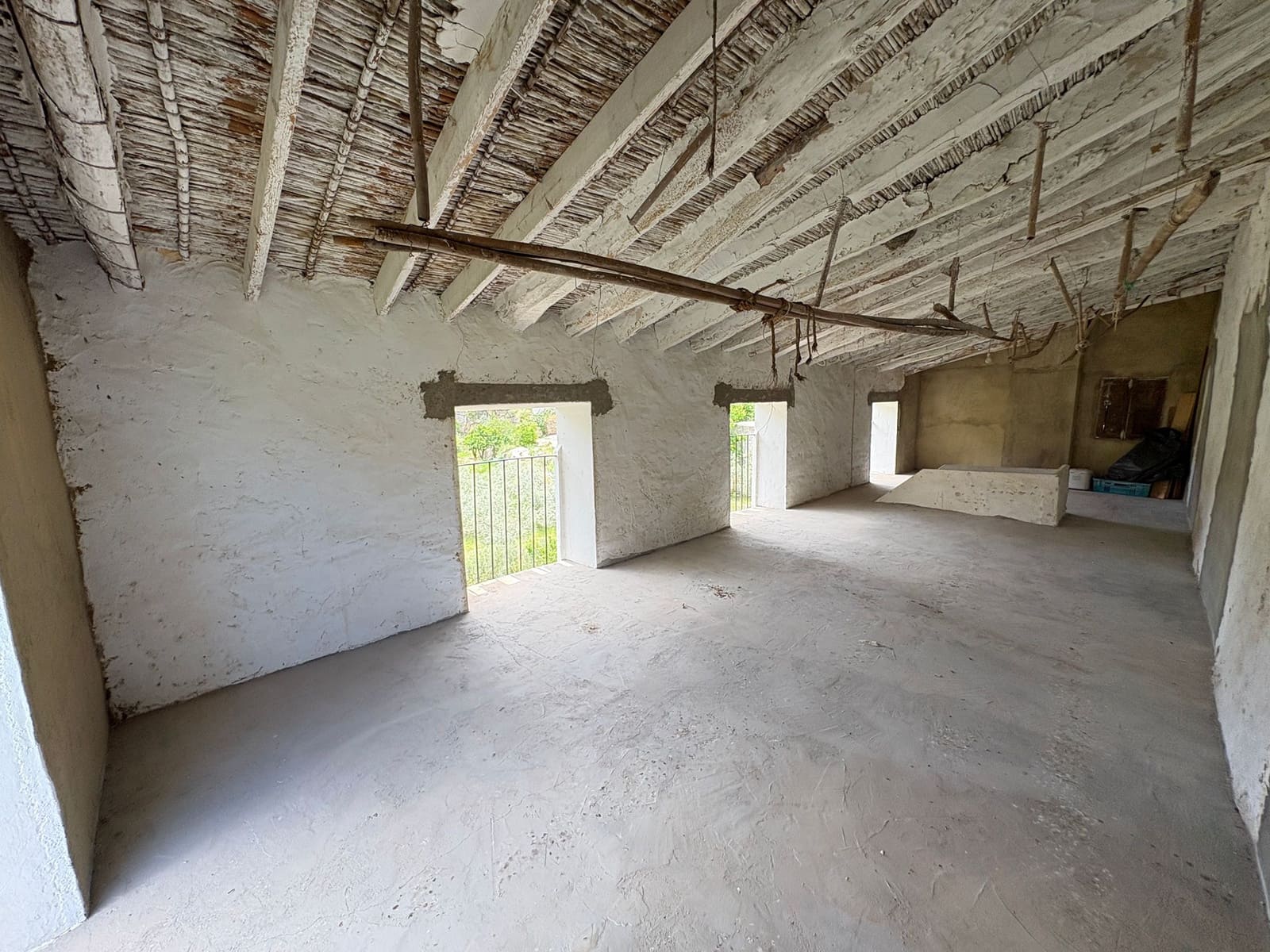 3 bedroom Finca/Country House for sale in Albanchez - € 111,000 (Ref: 9829731)