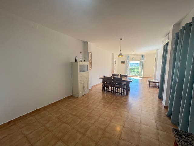 3 soveværelse Lejlighed til leje i Almanzora, Cantoria med garage - € 500 (Ref: 9834198)