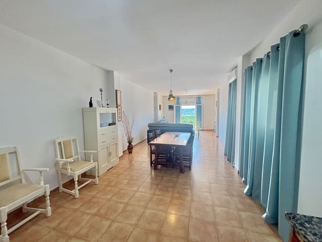 3 soveværelse Lejlighed til leje i Almanzora, Cantoria med garage - € 550 (Ref: 9834198)