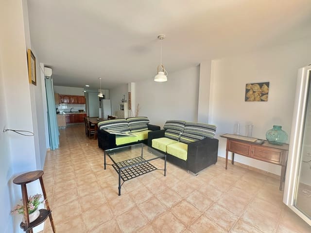 3 soveværelse Lejlighed til leje i Almanzora, Cantoria med garage - € 550 (Ref: 9834198)