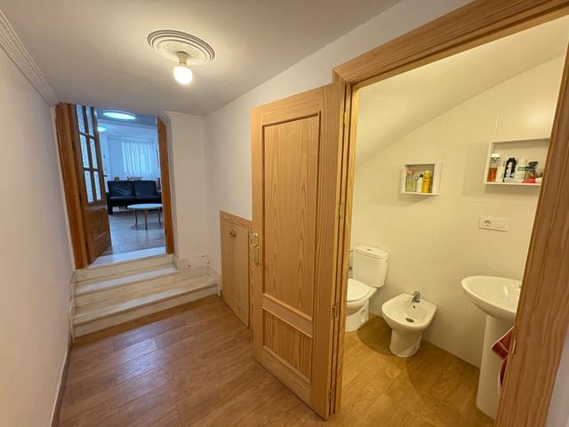 3 Zimmer Haus zu vermieten in Líjar - 550 € (Ref: 9836754)