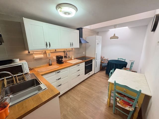 3 Zimmer Haus zu vermieten in Líjar - 550 € (Ref: 9836754)