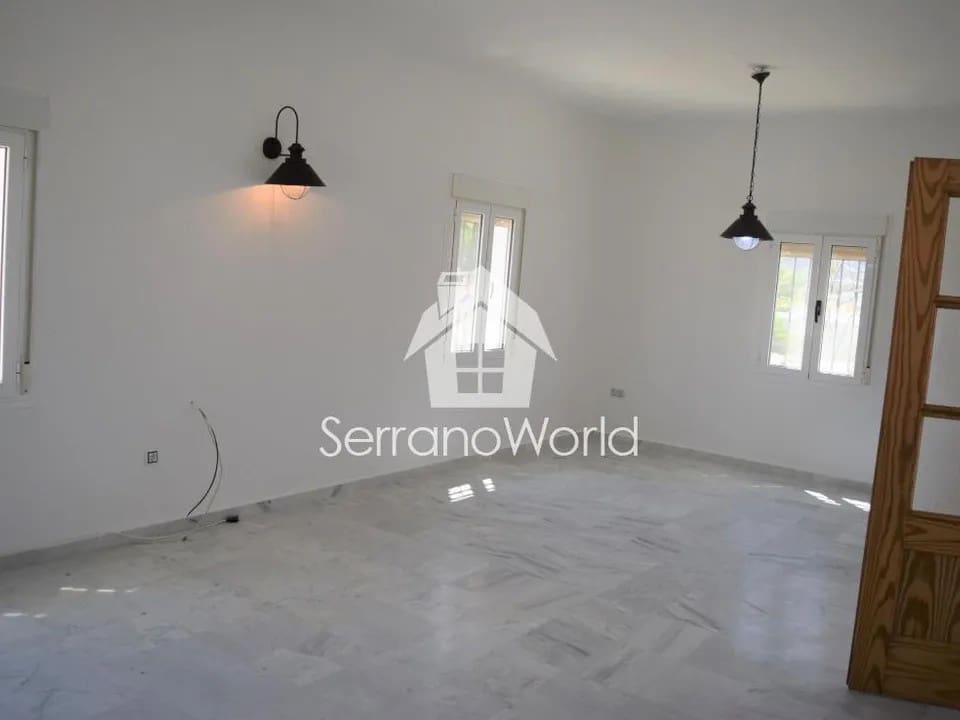 3 bedroom Semi-detached Villa for rent in Almanzora with garage - € 850 (Ref: 9867626)